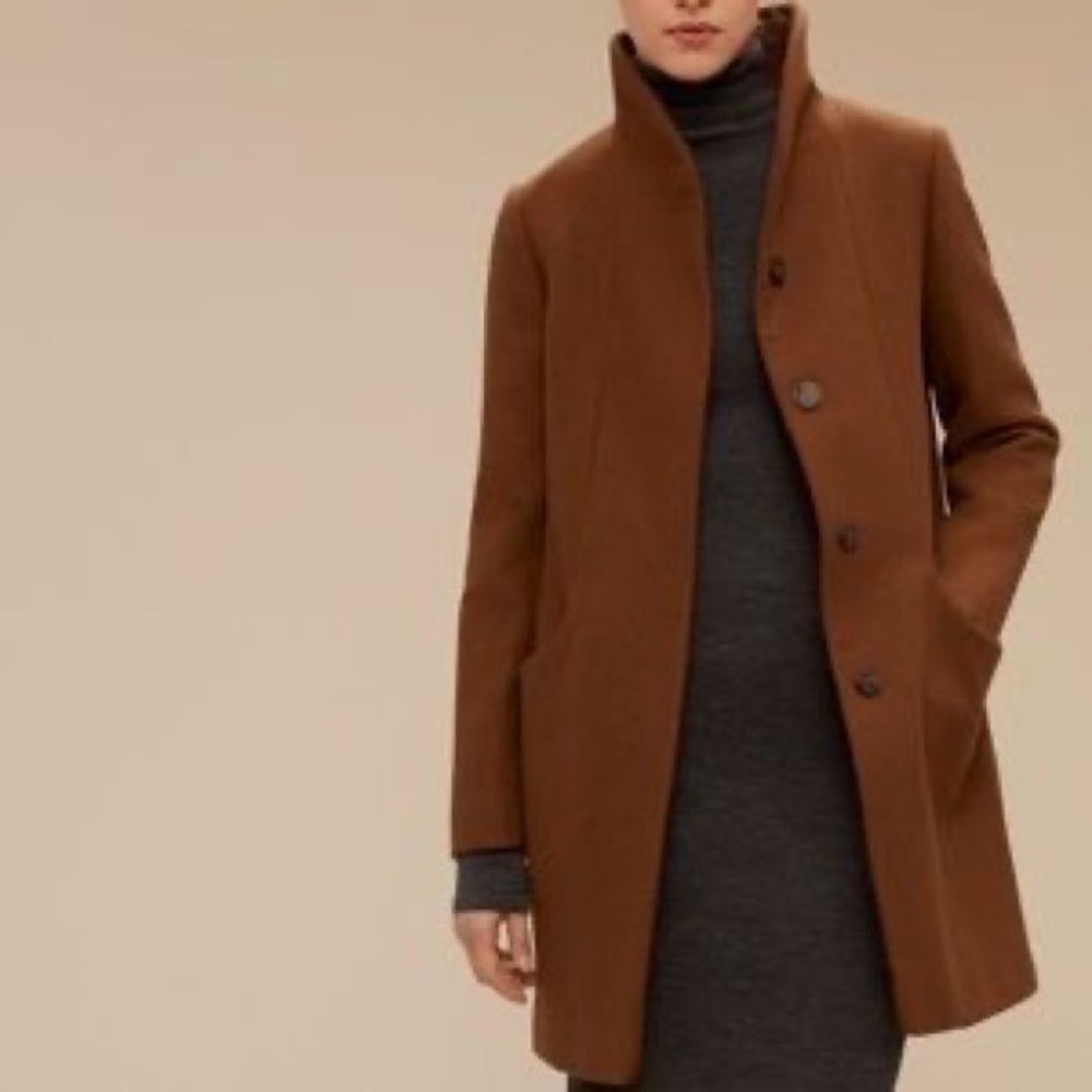 Wilfred Aritzia cocoon coat in color cigar, size XS